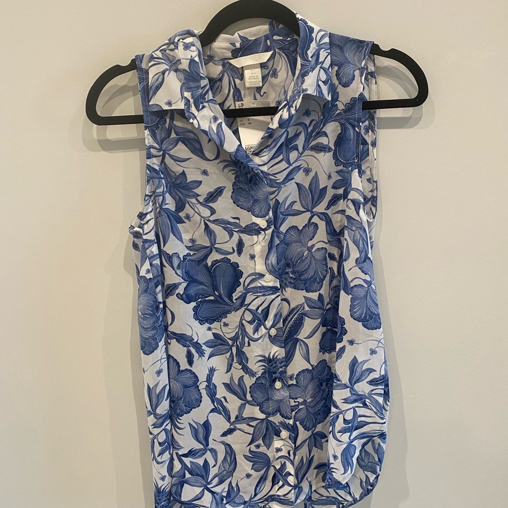 Floral Button down tank size 4